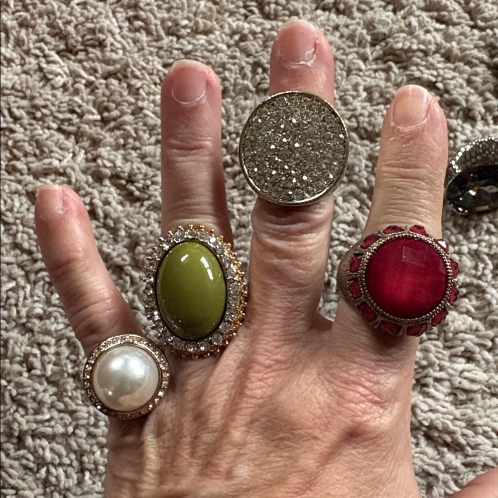 Lot of 15 Statement Rings - Picture 3 of 6